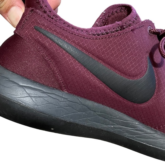 Nike Rosie 2 color Maroon with Orange neon lining inside. Men’s size 10. - Picture 6 of 10